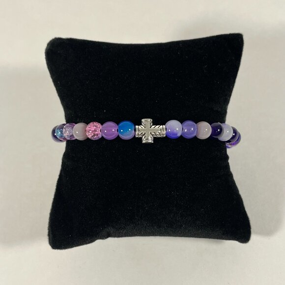 Set of Jewelry! 7 Necklaces, 7 Bracelets, and 7 Earrings! NWT Silver Cross - Picture 15 of 16